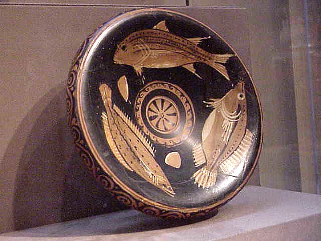 Red-figure Greek serving plate for fish 4th century BCE