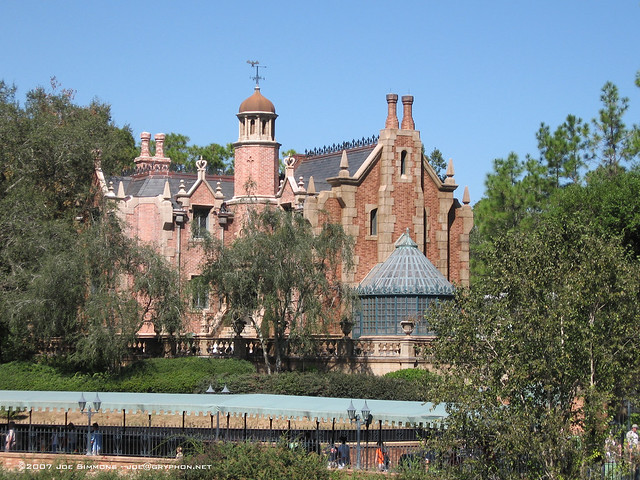 Disney World - Magic Kingdom - Haunted Mansion | Flickr - Photo Sharing!