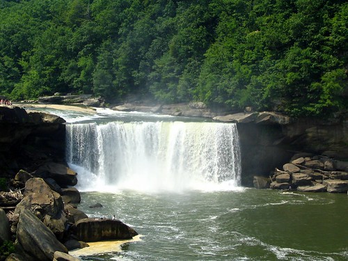 Cumberland falls from observation deck