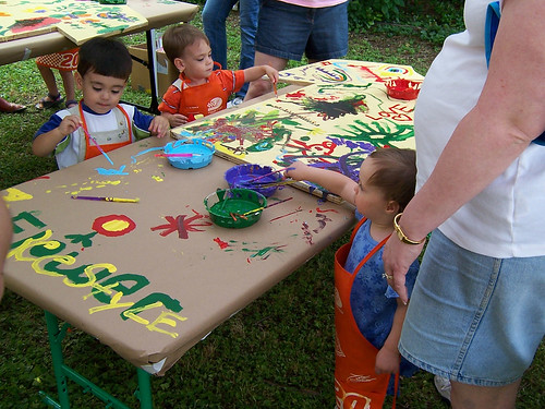 Kids painting