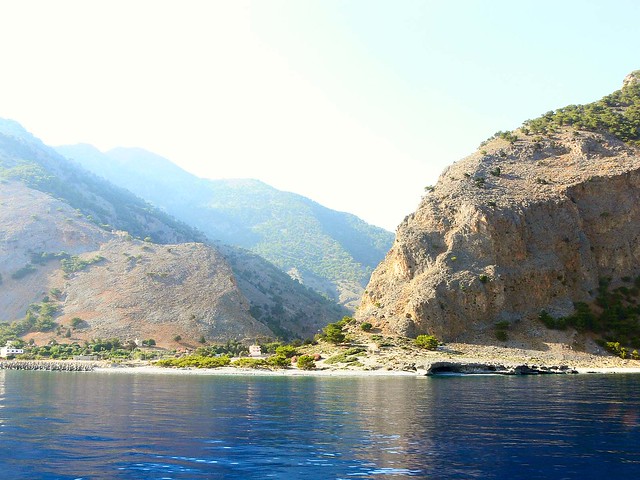 ΕΘΝΙΚΟΣ ΔΡΥΜΟΣ ΛΕΥΚΩΝ ΟΡΕΩΝ (ΣΑΜΑΡΙΑΣ) / Samaria gorge.. crete