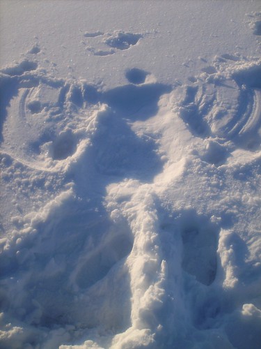 mom butted snow angel