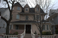 1020 Beverly Road, Beverley Square West