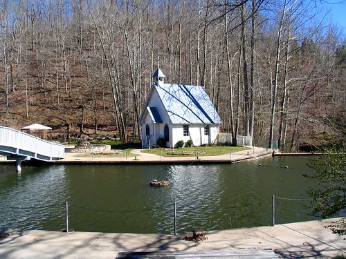 See Middle Tennessee Wedding Chapel In The Woods