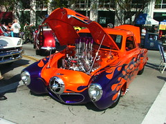 2nd annual George Barris CRUSIN BACK TO THE 50s Culver City 2005