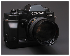 Contax and Hasselblad by Canon Powershot G2
