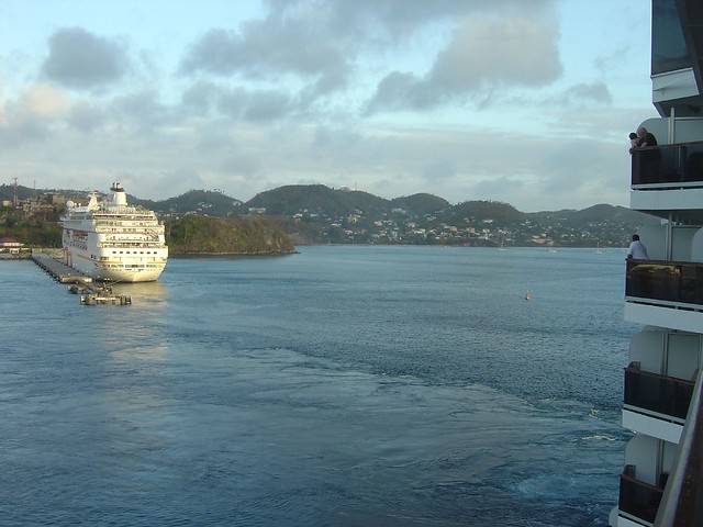 cruise ship grenada caribbean