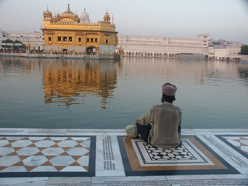 Meditando en Amritsar