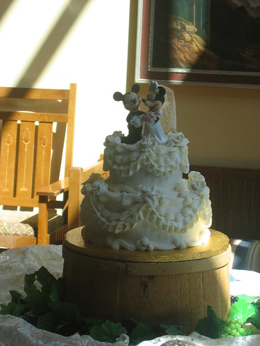 minnie cake topper Our wedding cake Image by caniswolfie
