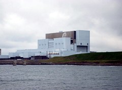 位在北海的Torness核電場。圖片來自：Graham Chandler 相本。