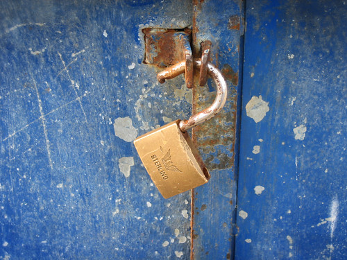 Broken Rusty Lock: Security (grunge)