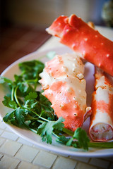 steamed king crab legs