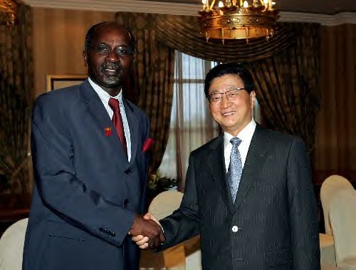 SADC Executive Secretary Tomaz Salomao with Chinese Vice Premier Huang Ju at a meeting in Botswana during November of 2005.  Salomao has recently visited Zimbabwe. by Pan-African News Wire File Photos