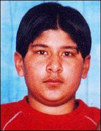 Bomber 2 (No.30 Bus): Hasib Mir Hussain (as a child ... - 25855802_3543fceb13