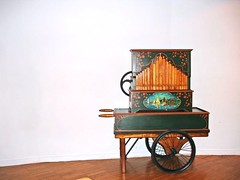 Old barrel organ by Julie70