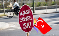 Love will win...Solidarität mit Istanbul Pride...