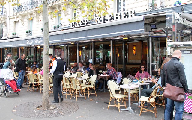 outdoor cafe in paris