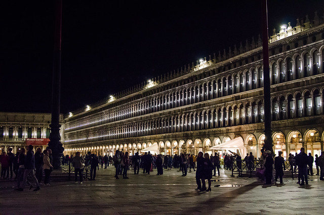 20150523-Venice-Piazza-San-Marco-at-Night-0641