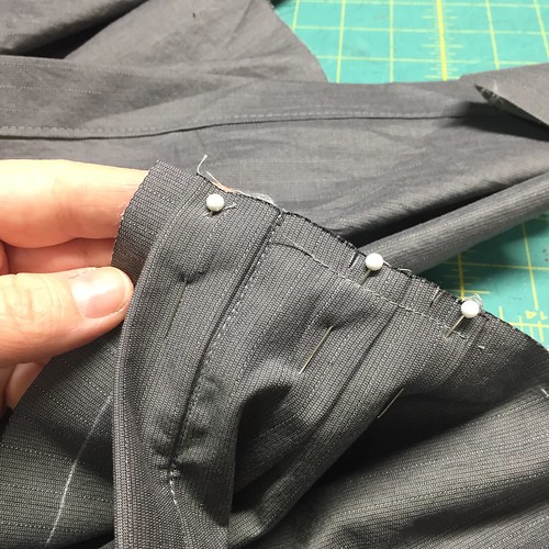 Bootstrap Blind Date Sew-Along: Semi-fitted Women's Blouse