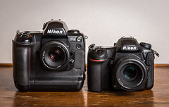 Nikon D1H (2001) /  Nikon D500  (2016)