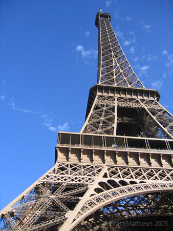 'Eiffel Tower' by idreamofdayligh