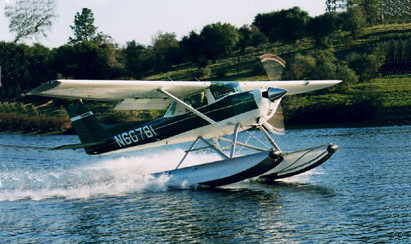 Cessna 150-150 float plane.
