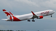 Air Canada Rouge Boeing 767-33A/ER C-FIYE