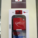 Automatic external defibrillator