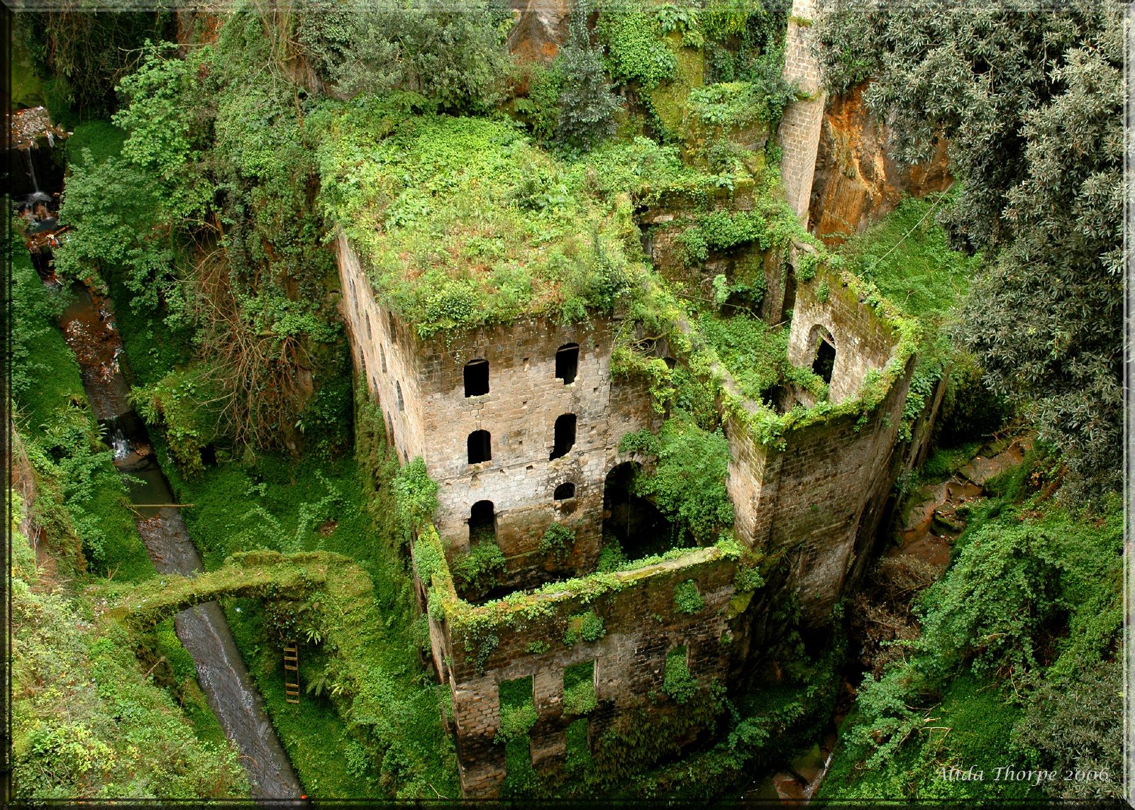 Sorrento Ruins: Il Vallone dei Mulini
