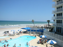 08/2005; Atlantic sightseeing; Daytona Beach Shores, FL
