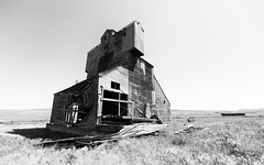 B&W Abandoned Structures