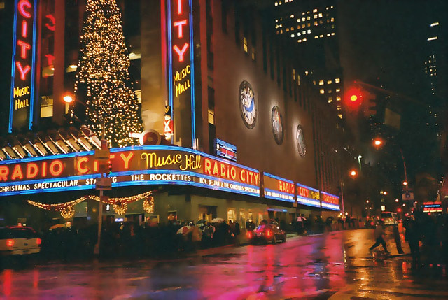 Radio City Music Hall in New York City - Flickr CC vipeldo