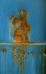 Dancers in rust