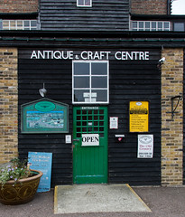 Battlebridge Antiques & Craft Centre.