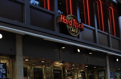 HARD  ROCK  CAFE  PARIS