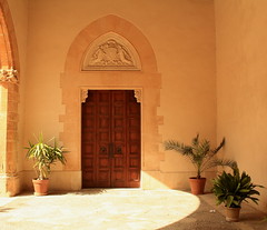 Palma: doors, windows, doorknockers and Courtyards