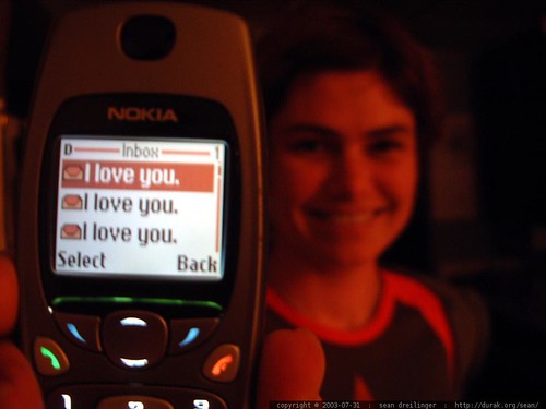 text messages: i love you. i love you. i love you. dscf6294
