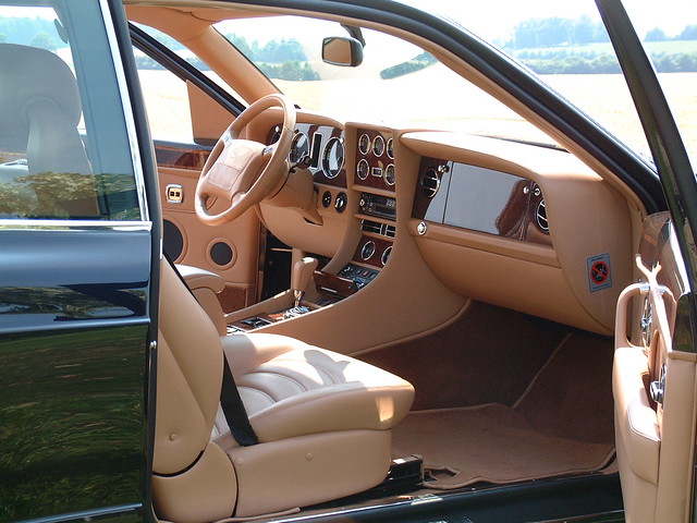 Bentley Continental R Mulliner Bentley signifies handscraft perfection