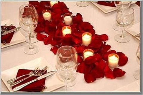 rose petals simple centerpieces for weddings