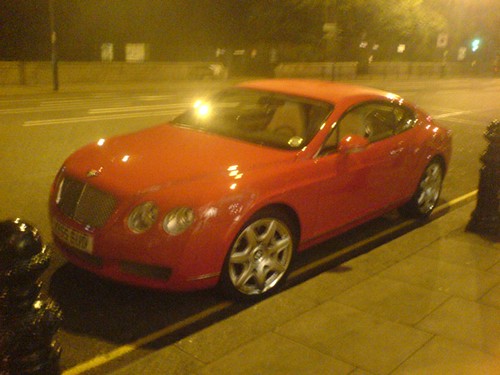 What fool chose to paint a perfectly good Bentley red