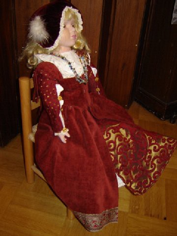 A doll in a Renaissance dress- 16th century by Anna Amnell