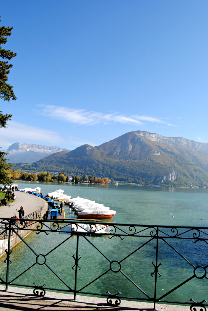 Annecy, France_Go travel (02)