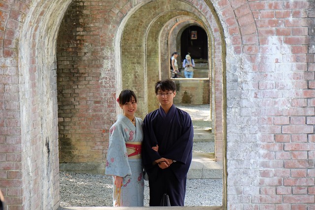 Japanese couple under the aquaduct at Nanzenji Temple