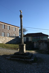 Estela-cruzeiro de Vila Boa, Celorico de Basto