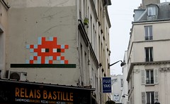 Space Invader PA-1258 feat Shepard fairey