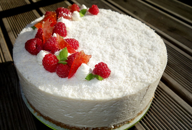 Raspberry & Coconut cheesecake