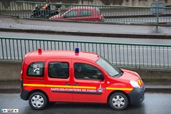 Emergency vehicles in France