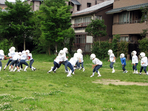 pictures of kids playing football