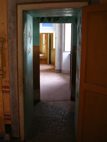 doorway01