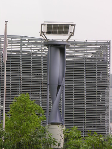 Solar/Wind Turbine Lampost